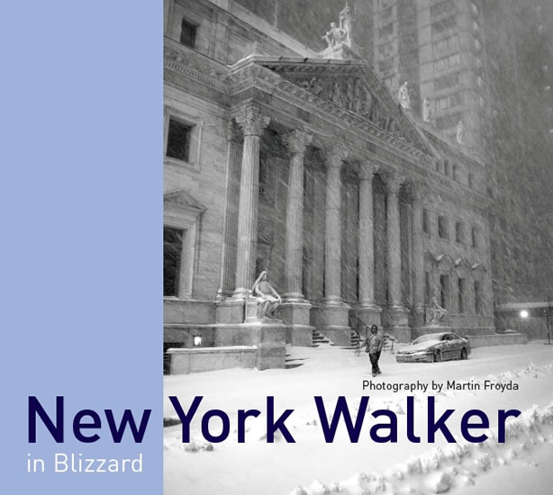 Levně New York Walker in Blizzard
