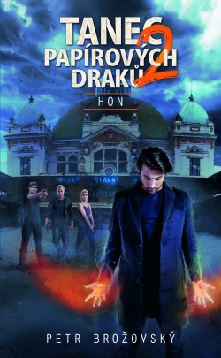 Tanec papírových draků - Hon